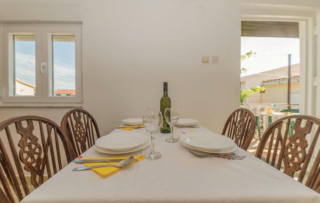 Apartmani Dokoza Vir Esterno foto