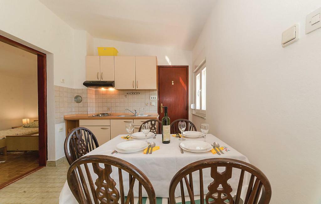 Apartmani Dokoza Vir Esterno foto